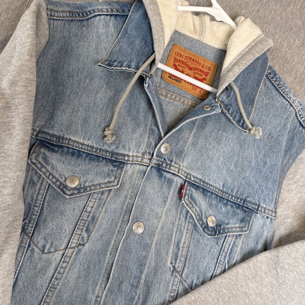 Levi's Mens Hybrid Hoodie Trucker Denim Jacket Size Large Blue/Gray Snap Front